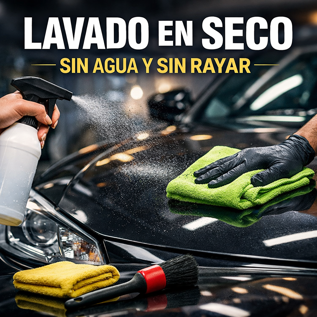 Lavado en seco coche sin agua aplicando spray y microfibra sobre carrocería con resultado limpio y sin rayar pintura