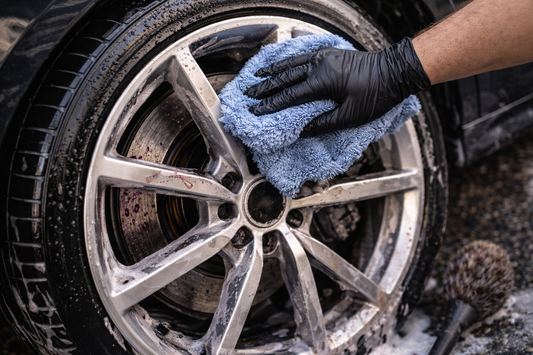 ¿Se Pueden Limpiar Las Llantas Sin Dañar El Acabado? La Respuesta Real
